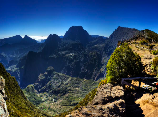Point de vue du Maïdo à 30 minutes de Saint Gilles les Bains et de Les Villas Emmanuel La Réunion