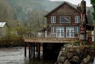 Renfrew pub, near Port Renfrew vacation rental