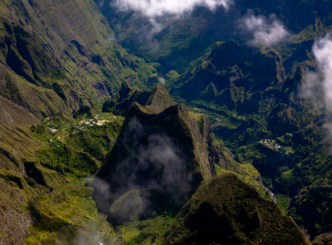 Excursion à Mafate depuis l'Etang Salé les Bains | Les Villas Emmanuel La Réunion