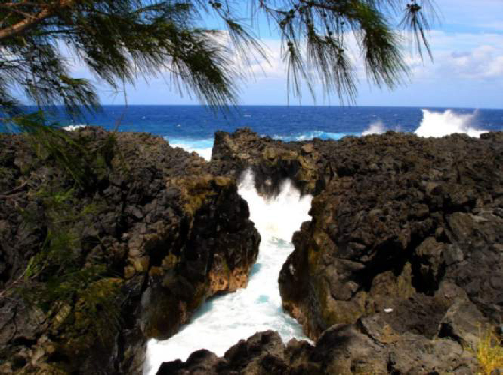 Le Gouffre de l'Etang Salé les Bains à proximité de Les Villas Emmanuel La Réunion
