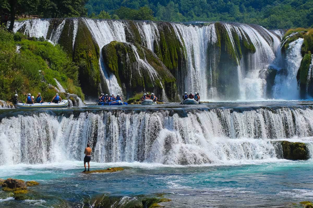 Rafting on the Una – Adrenaline & Nature Adventure