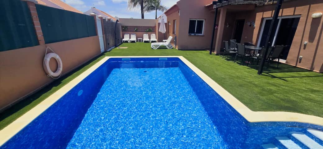 Pool View 1 Pool View 1