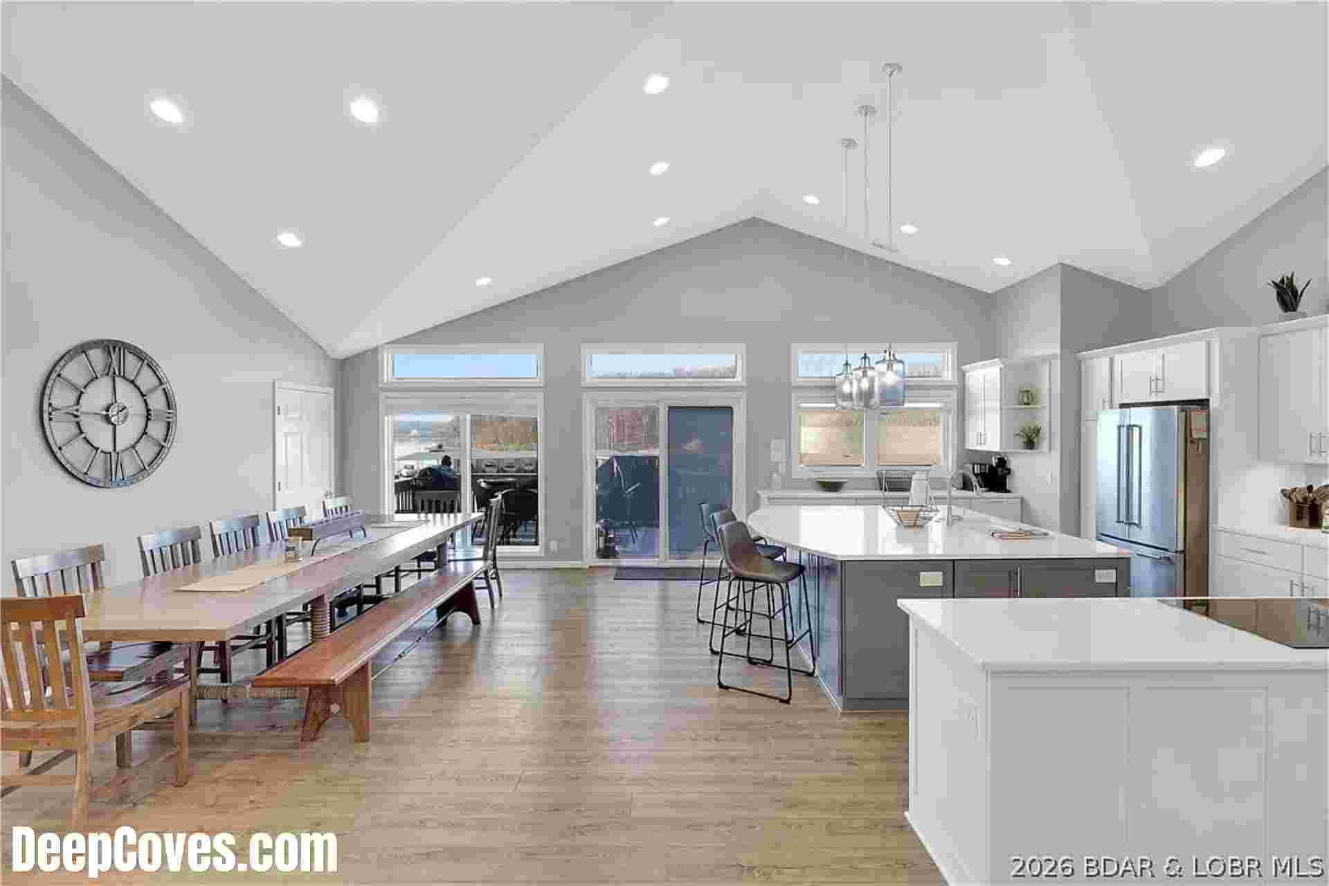 Kitchen Dining M.JPG