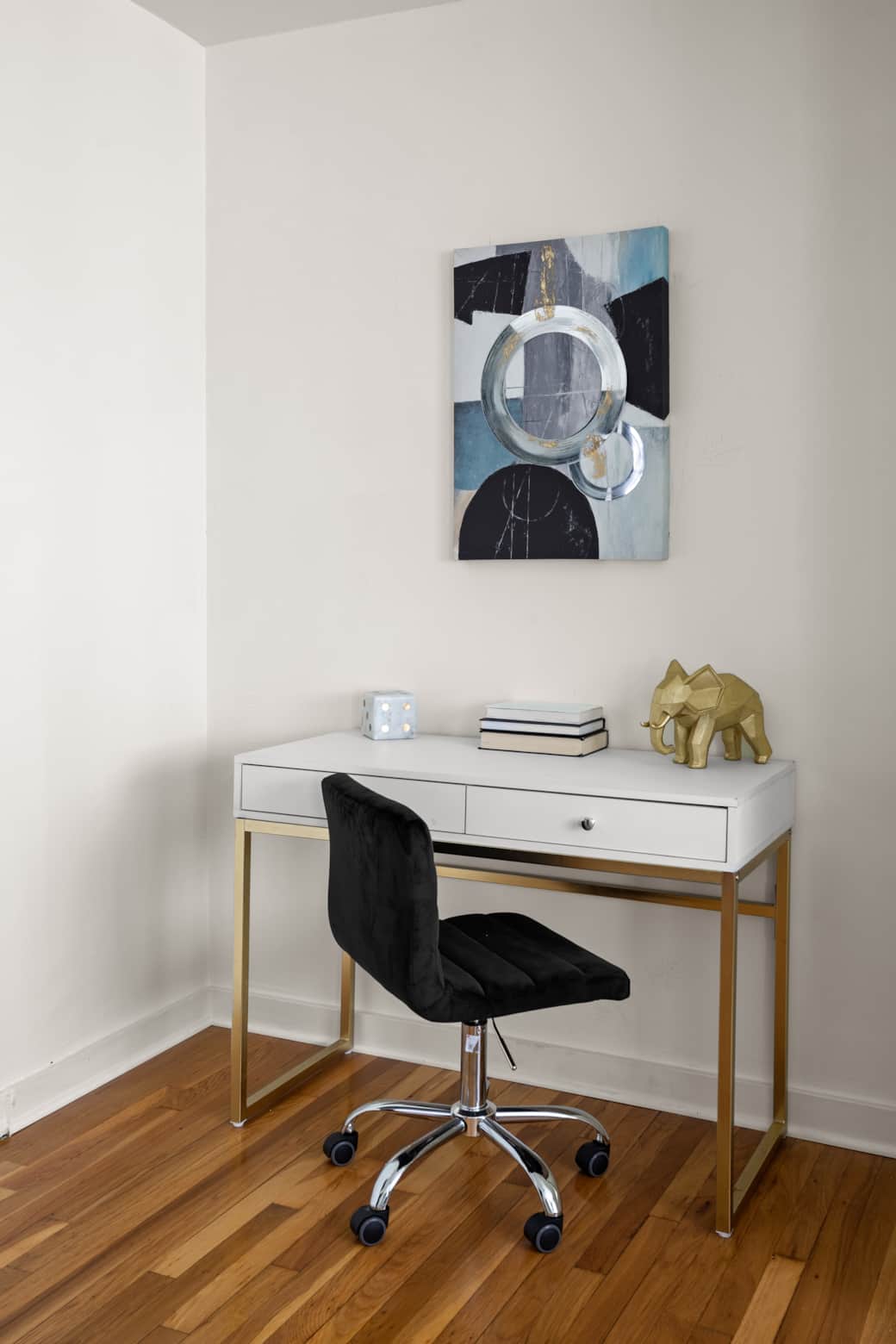 Working Desk 