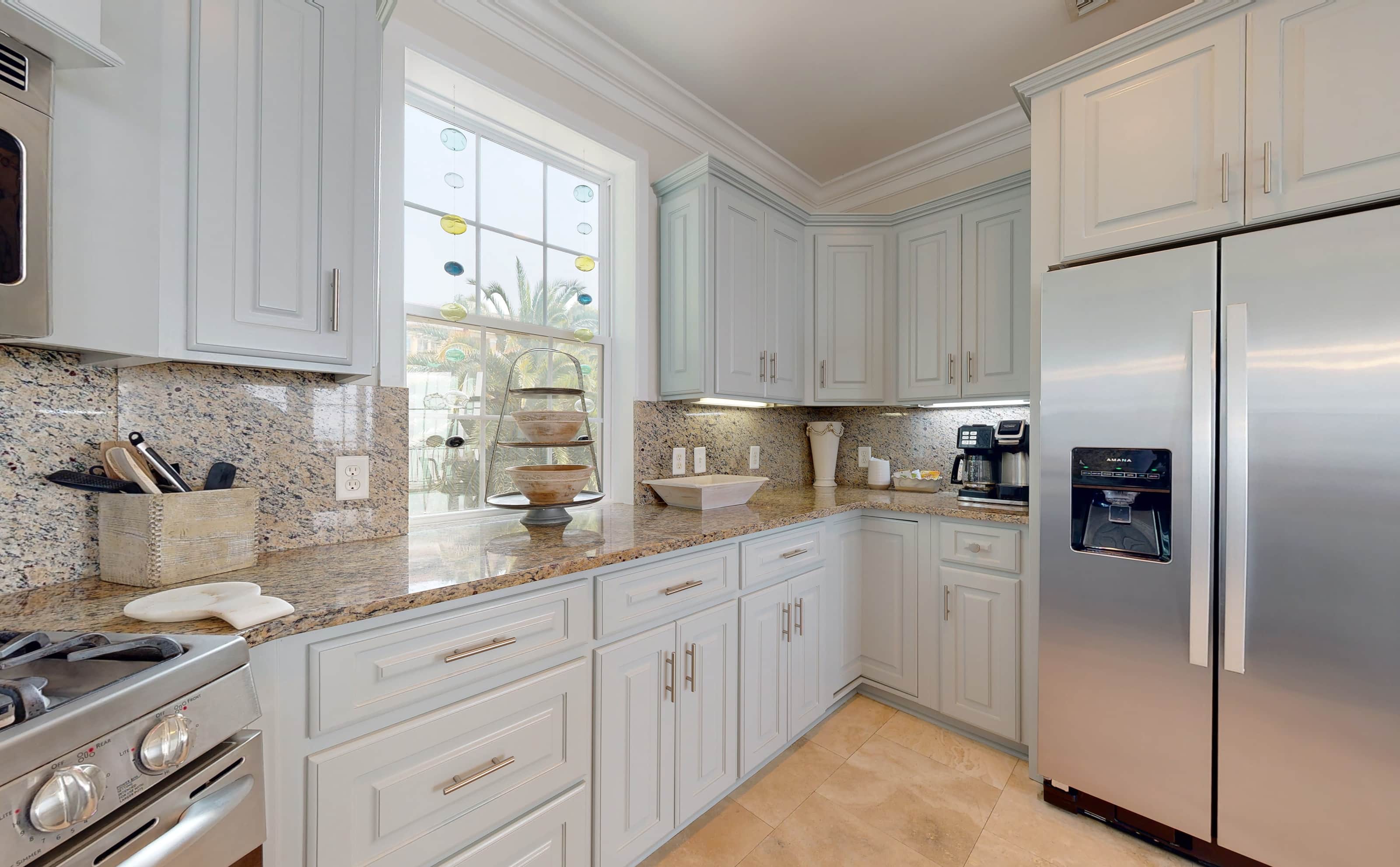 Spacious kitchen with lots of counter space