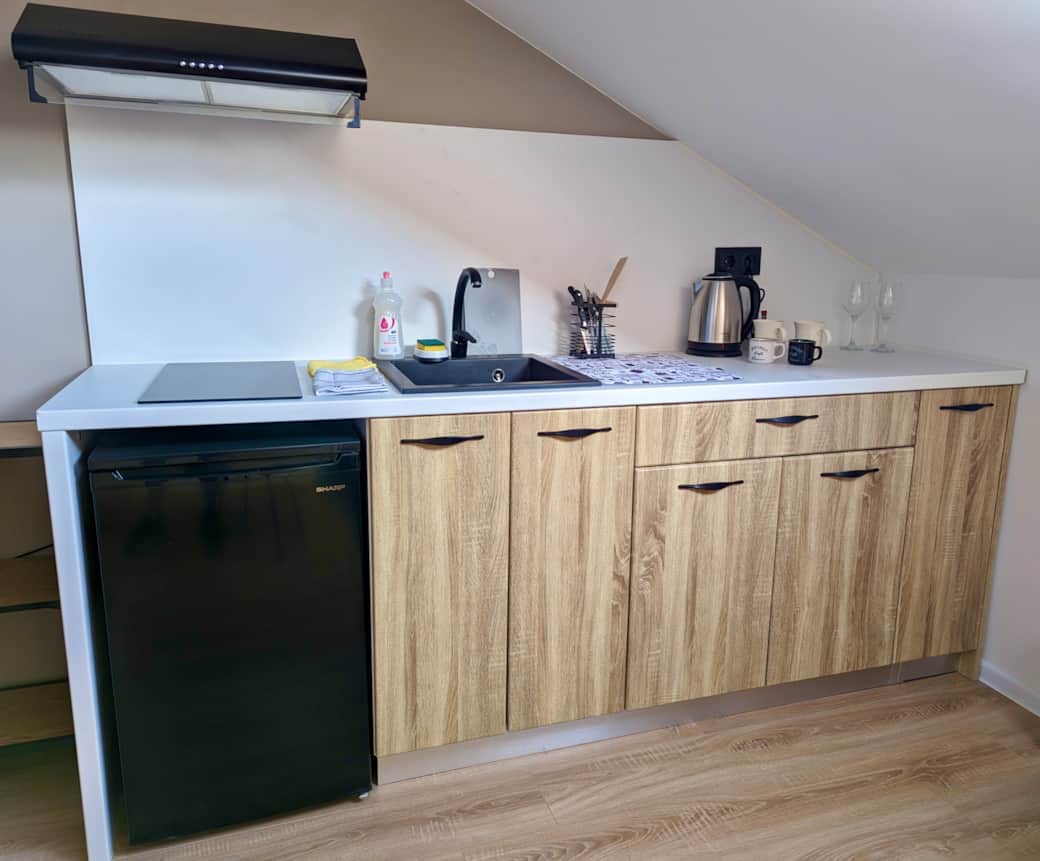 Private kitchen fully equipped.