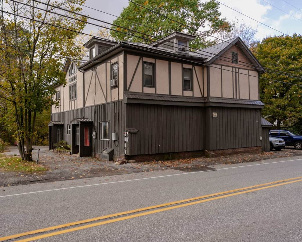Exterior Exterior