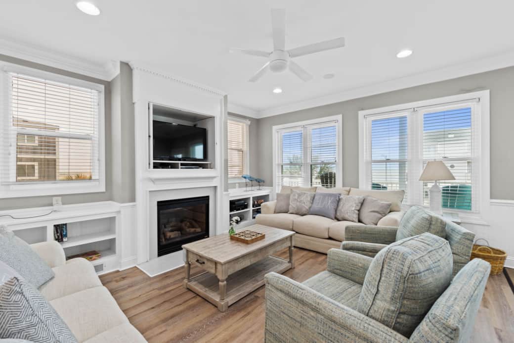 Beautiful Views from Main Living Area