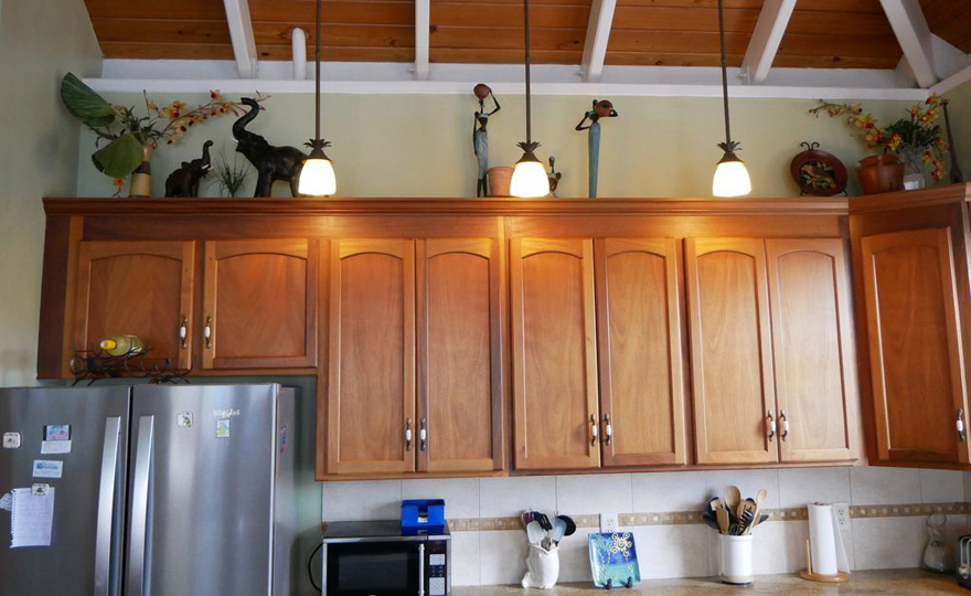 Enjoy the above cabinet collections from around the caribbean.