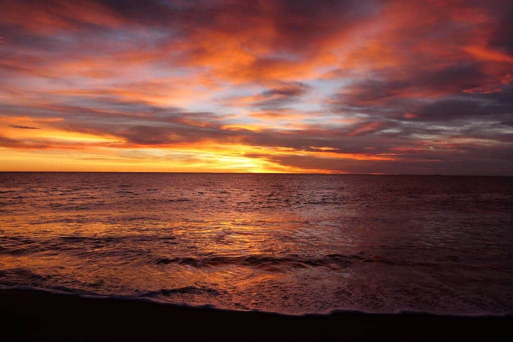 Atardecer desde la costa.