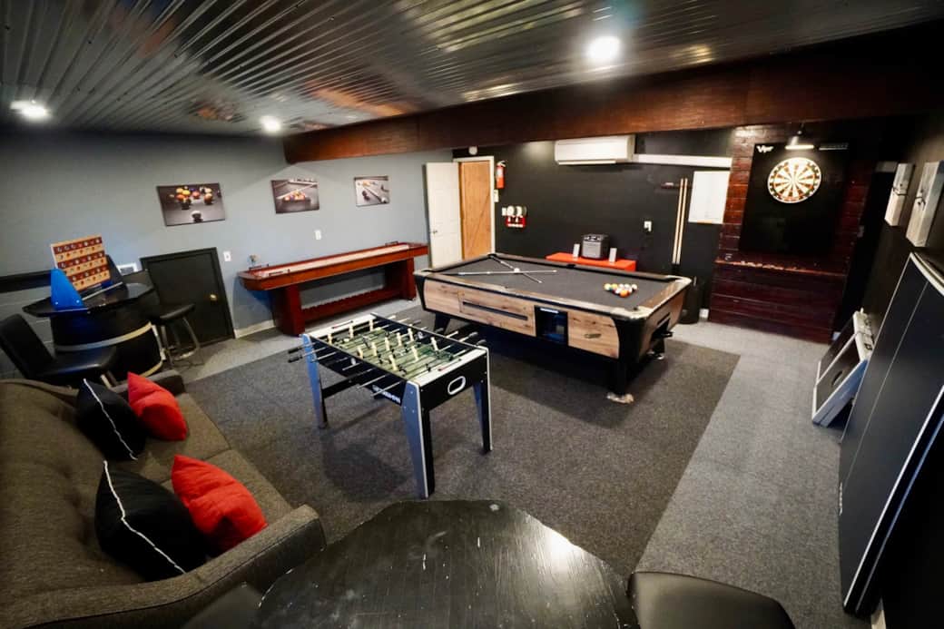 Big Blue Lake House Complete with Game Room Vacation Home in Long Pond