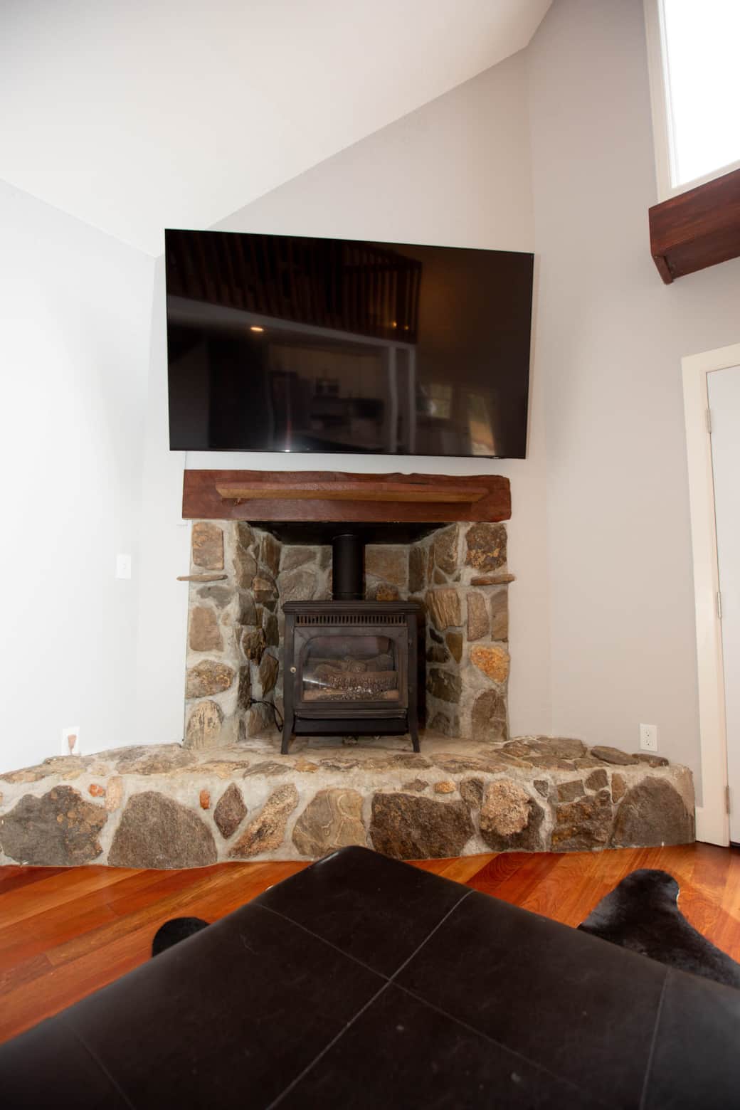 Gas fireplace for cozy nights in the lodge Gas fireplace for cozy nights in the lodge
