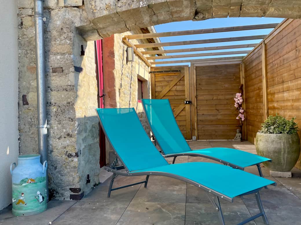 Sun, lounge, repeat. Your daily dose of Vitamin D starts here. Sun, lounge, repeat. Your daily dose of Vitamin D starts here.