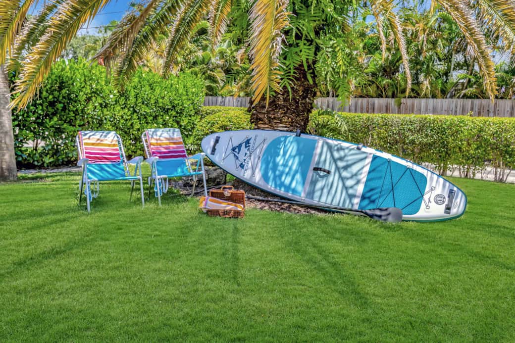 2 Paddle boards & beach chairs