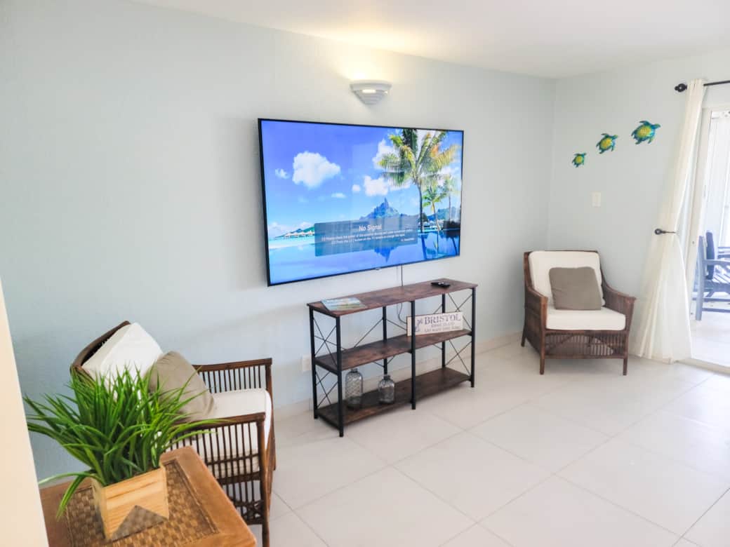 Living Area 75inch 4k TV Living Area 75inch 4k TV