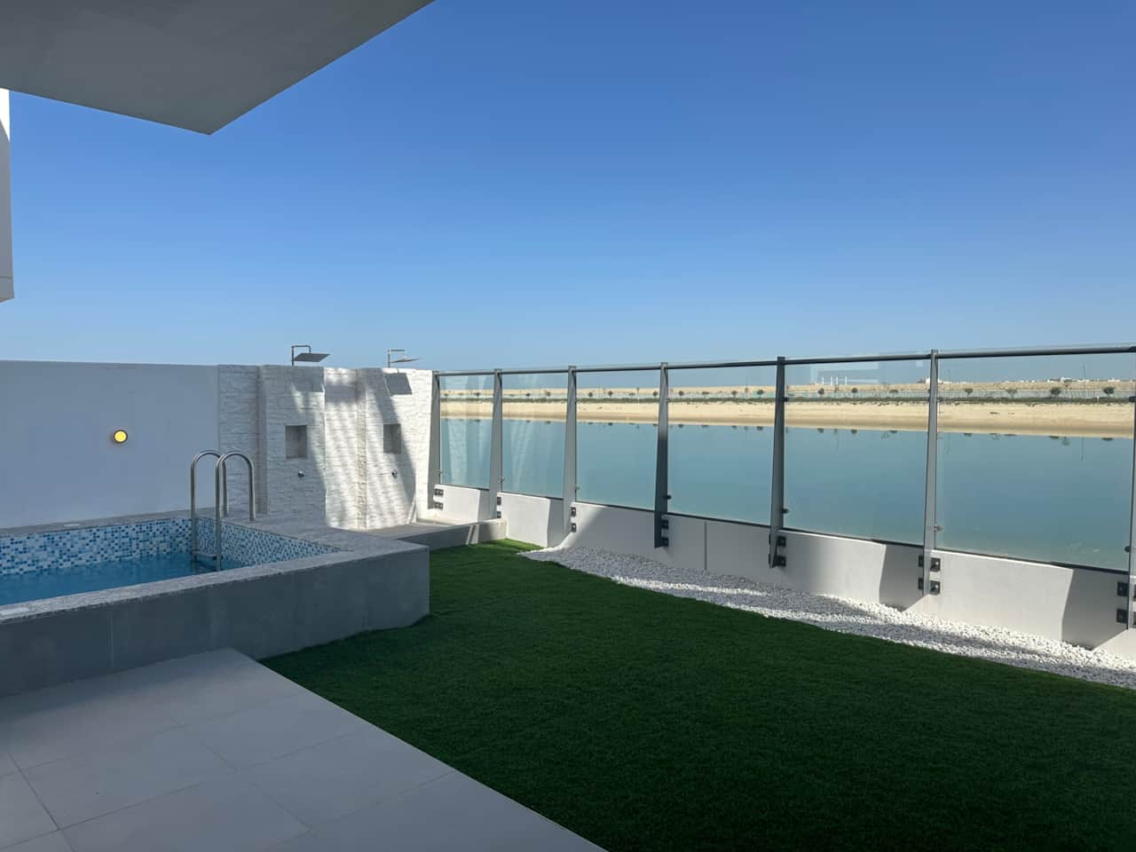 outdoor shower