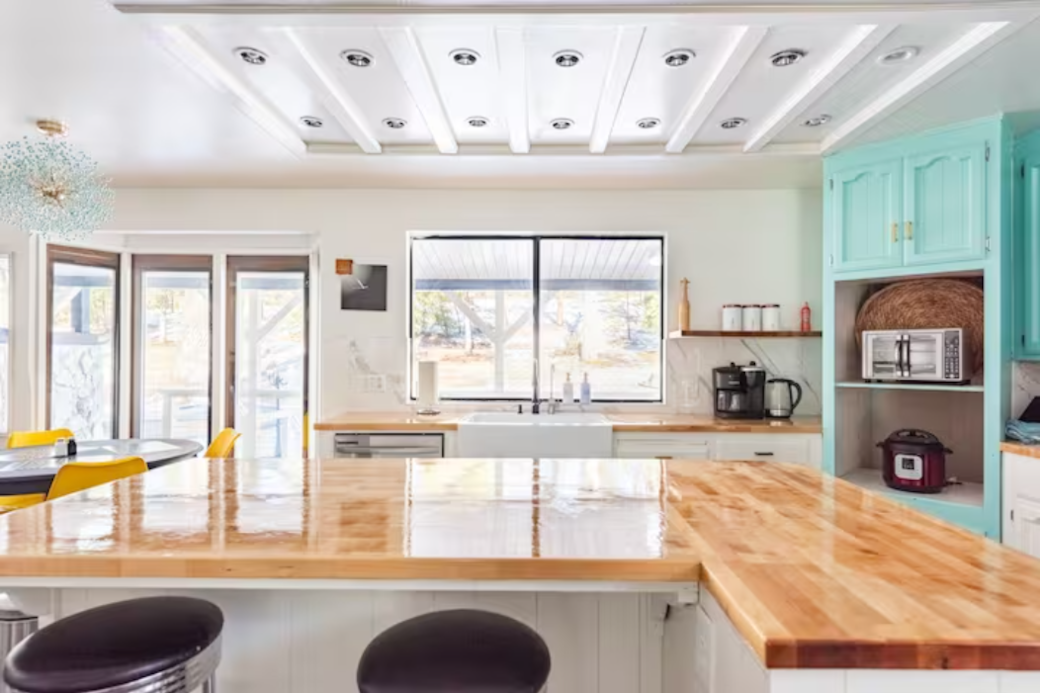 Kitchen Island looking outside