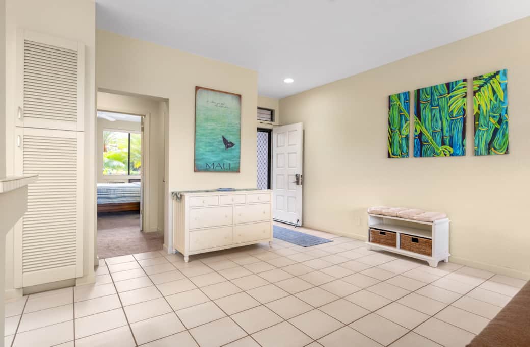 Entry and open space Entry and open space