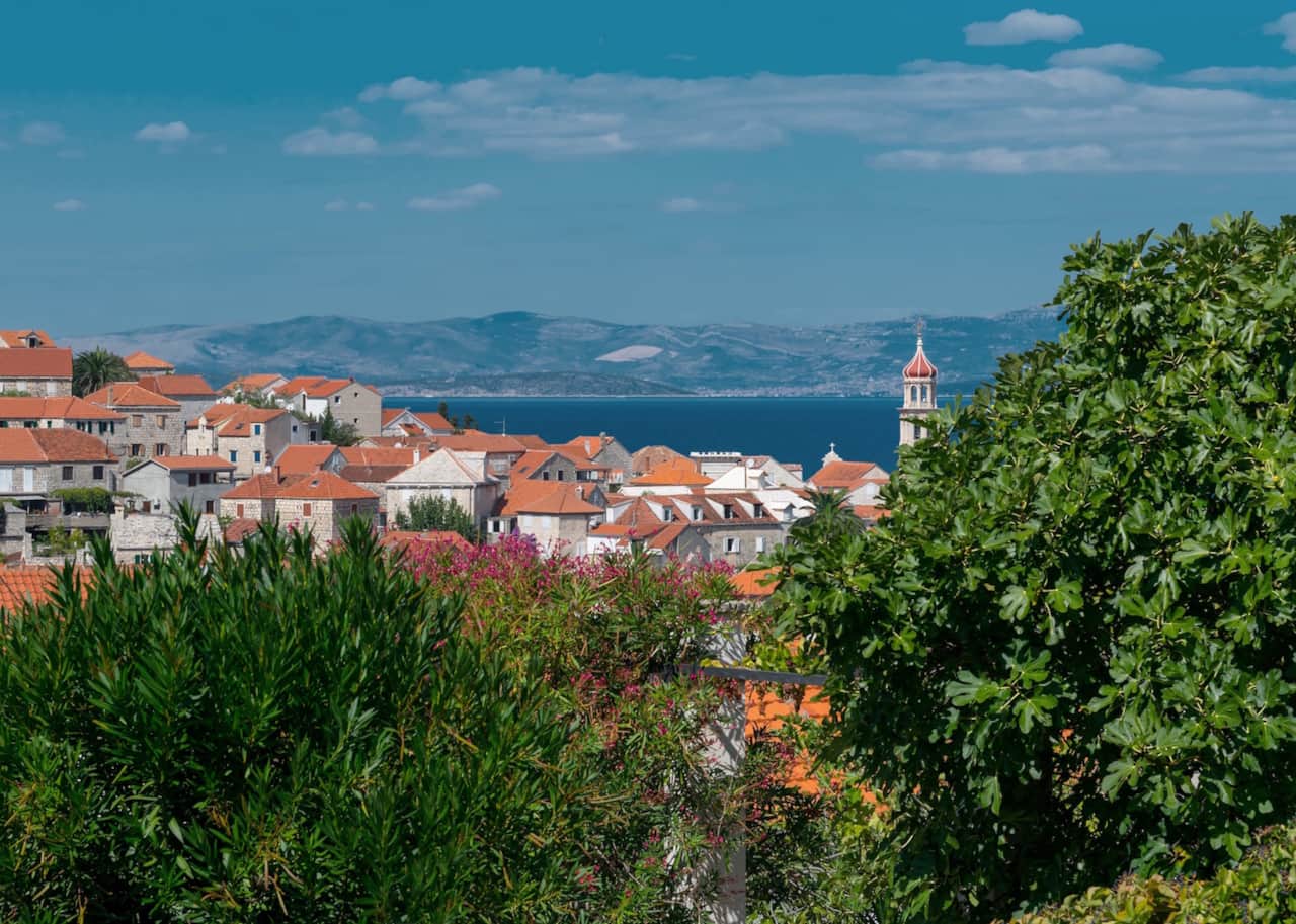 Lorena Guesthouse - Charme Holidays