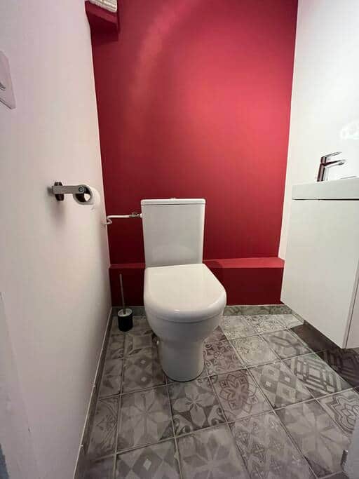 Toilettes indépendants Toilettes indépendants