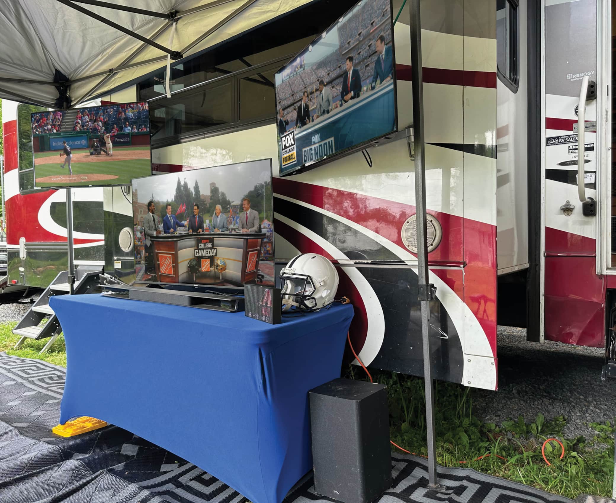 Penn State RV Tailgate Rental, image size:2080x1698
