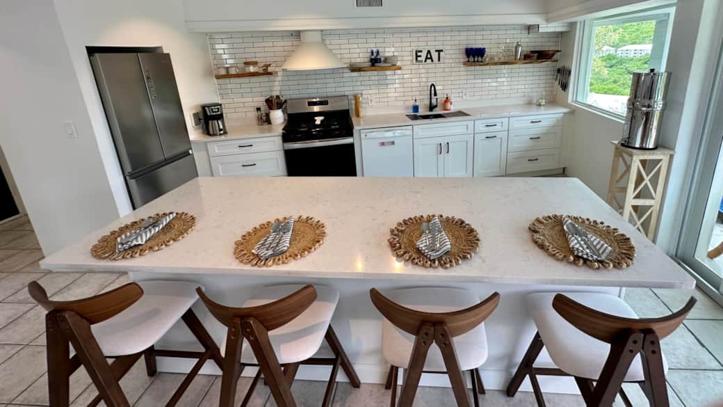 Indoor dining for four
