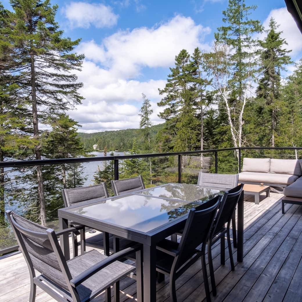Alfresco dining when the weather permits