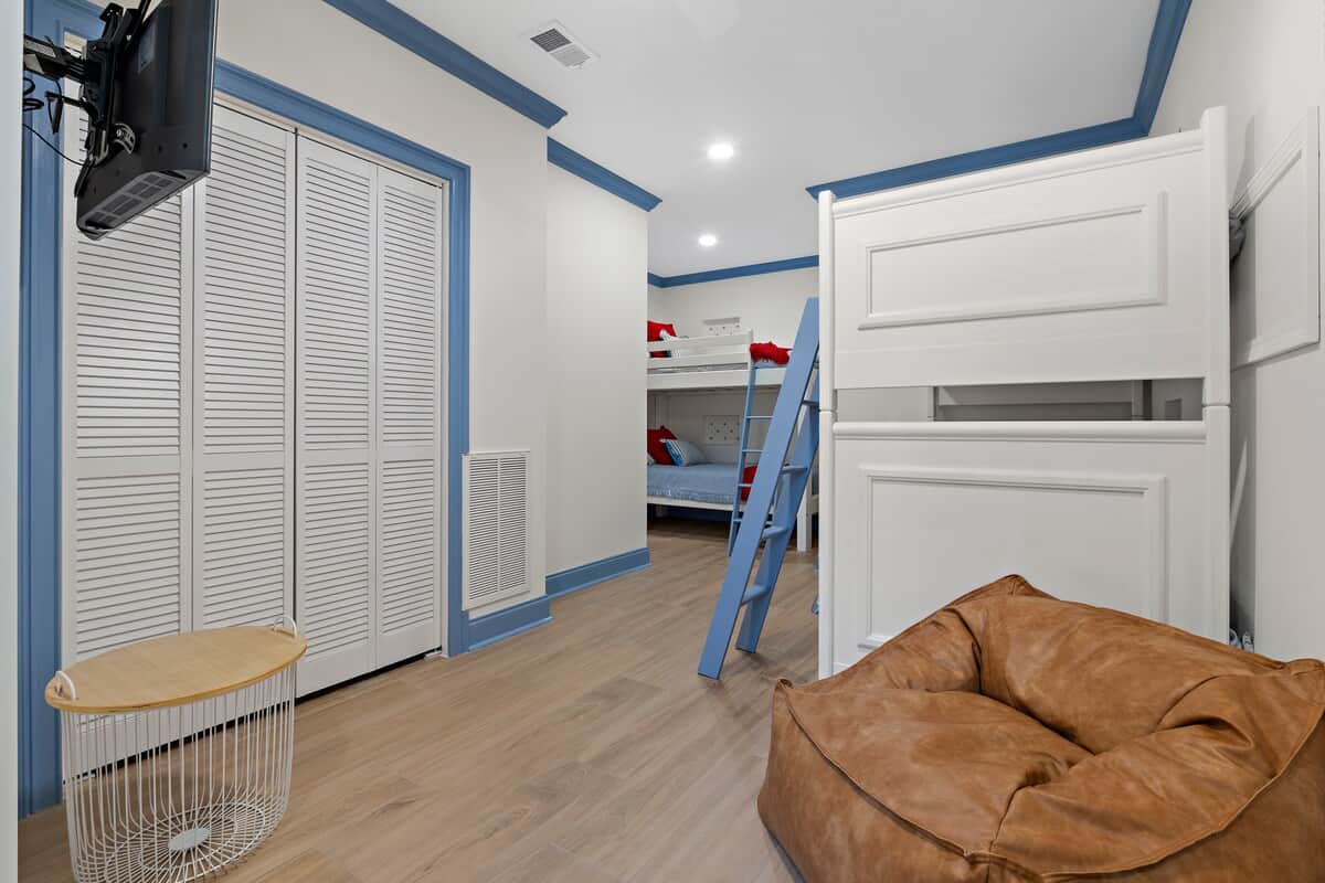 Kids' Bedroom