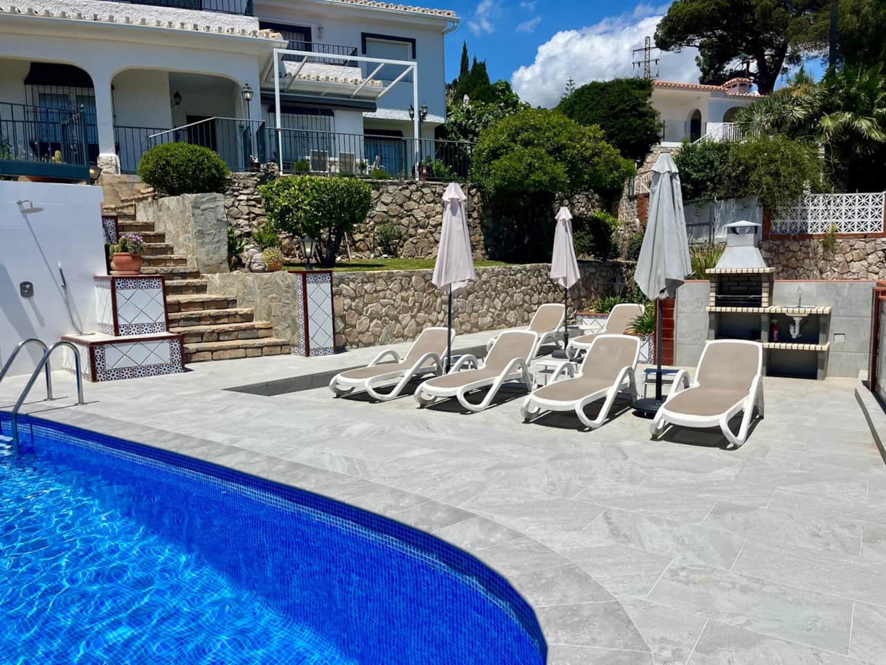 Sun bathing area