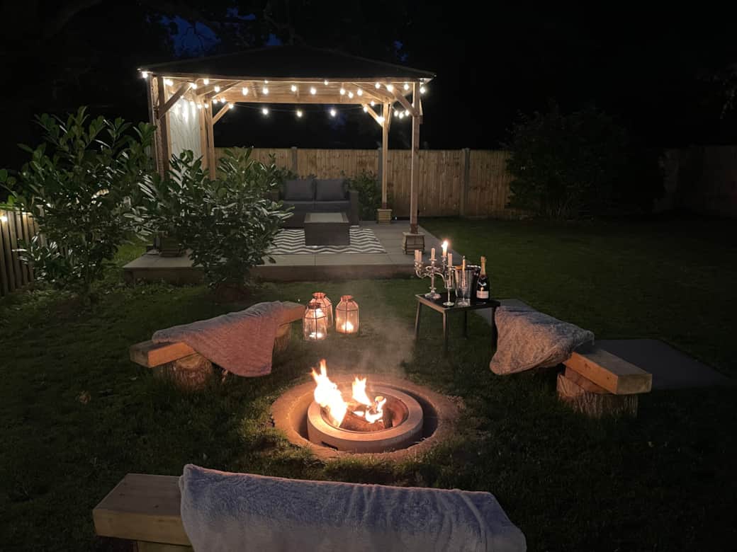 Firepit, lights, 