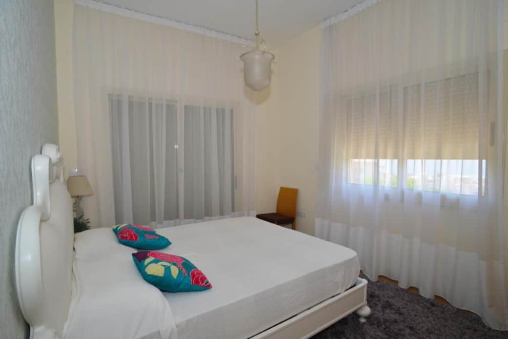 Bedroom (2)