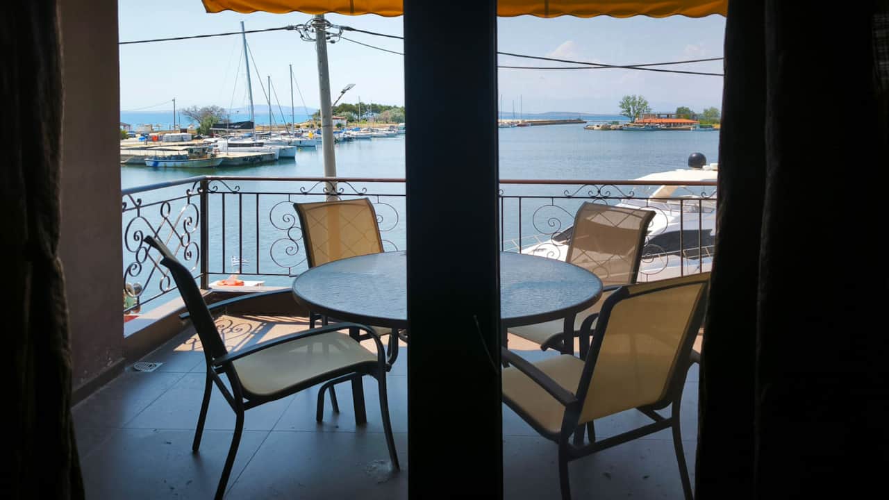 Captain’s Harbor Panorama  Seafront Maisonette in Fanari06