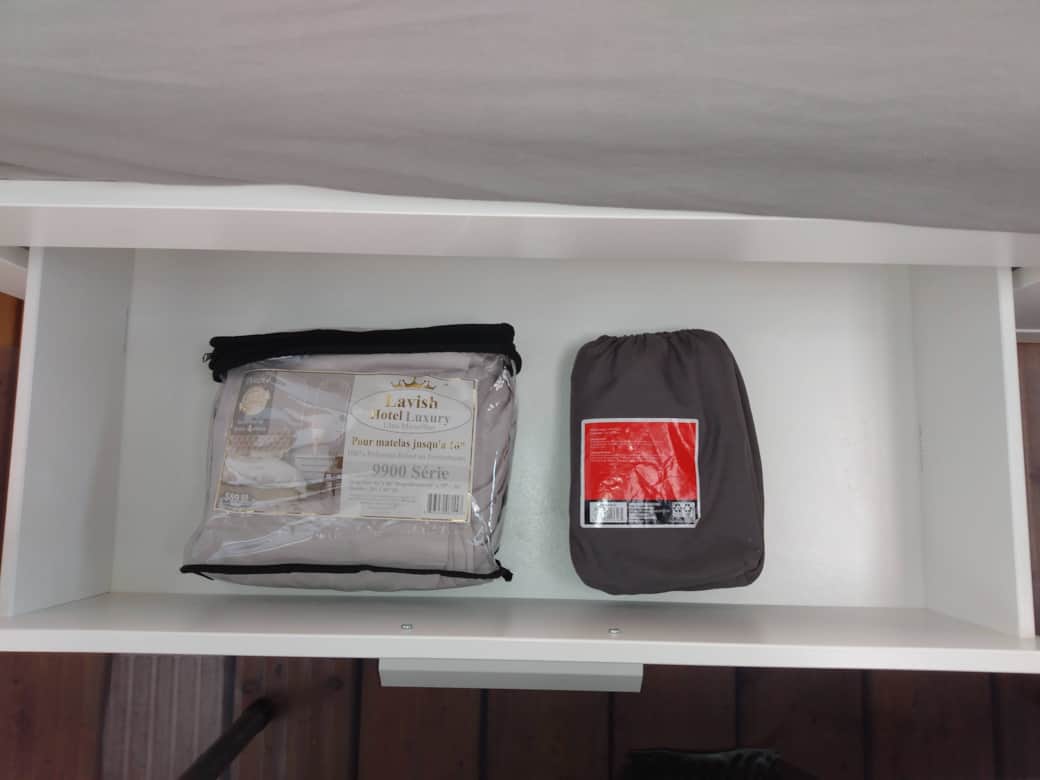 Draps doubles et simples inclus (COUVERTURES NON FOURNIES)