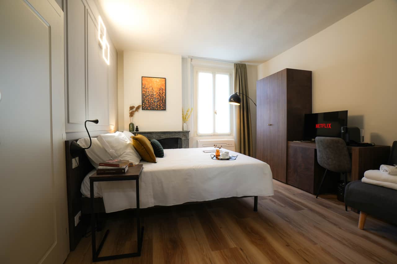 Mazzini camere 42