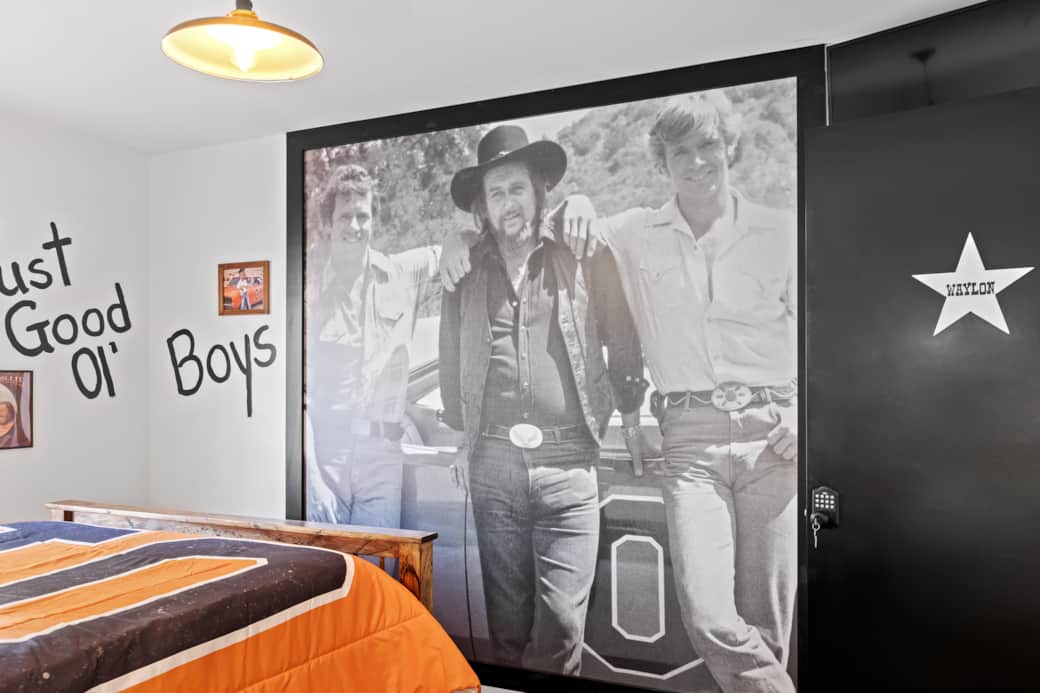 The Waylon The Waylon