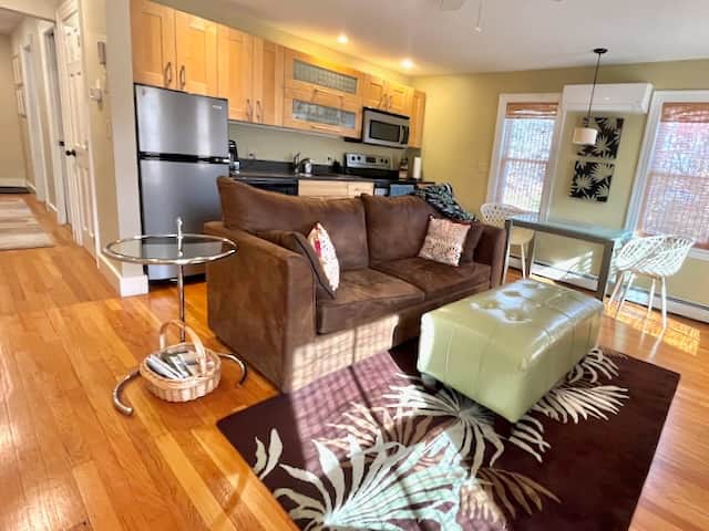 Sunny, thoughtfully designed one bedroom apartment in the heart of the Village of Tannersville