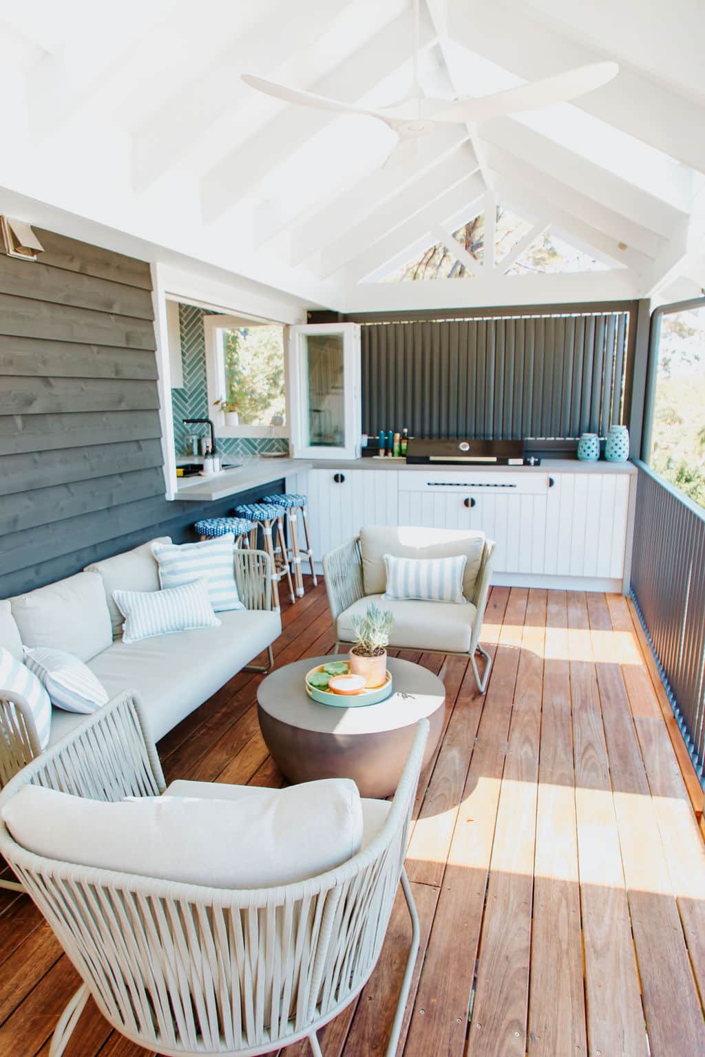 House - alfresco & bbq area