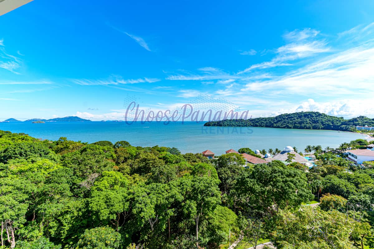 Apartments With Ocean Views And Hot Tubs In Panama preview