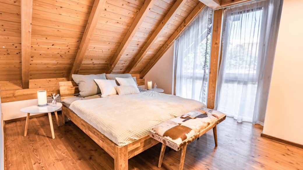 Schlafzimmer (2) OG zwei Einzelbetten
