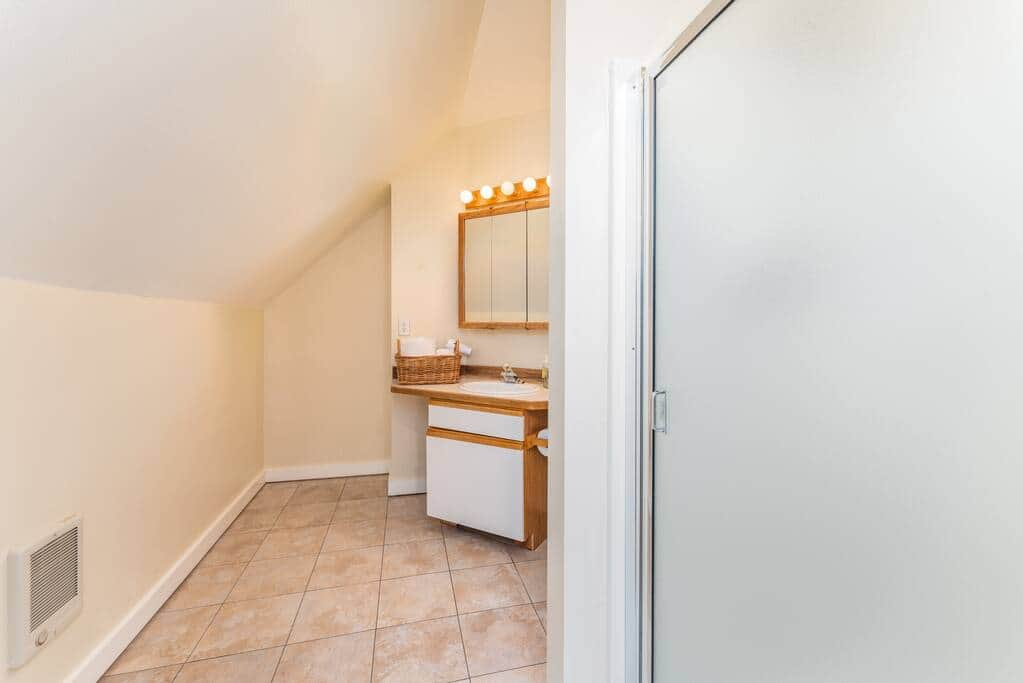 Bathroom in Bedroom #2 Bathroom in Bedroom #2