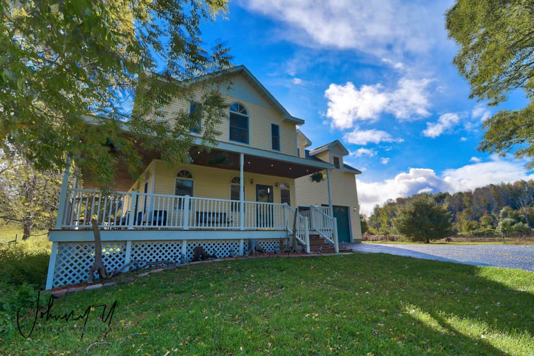 Our charming Frankfort Farmhouse