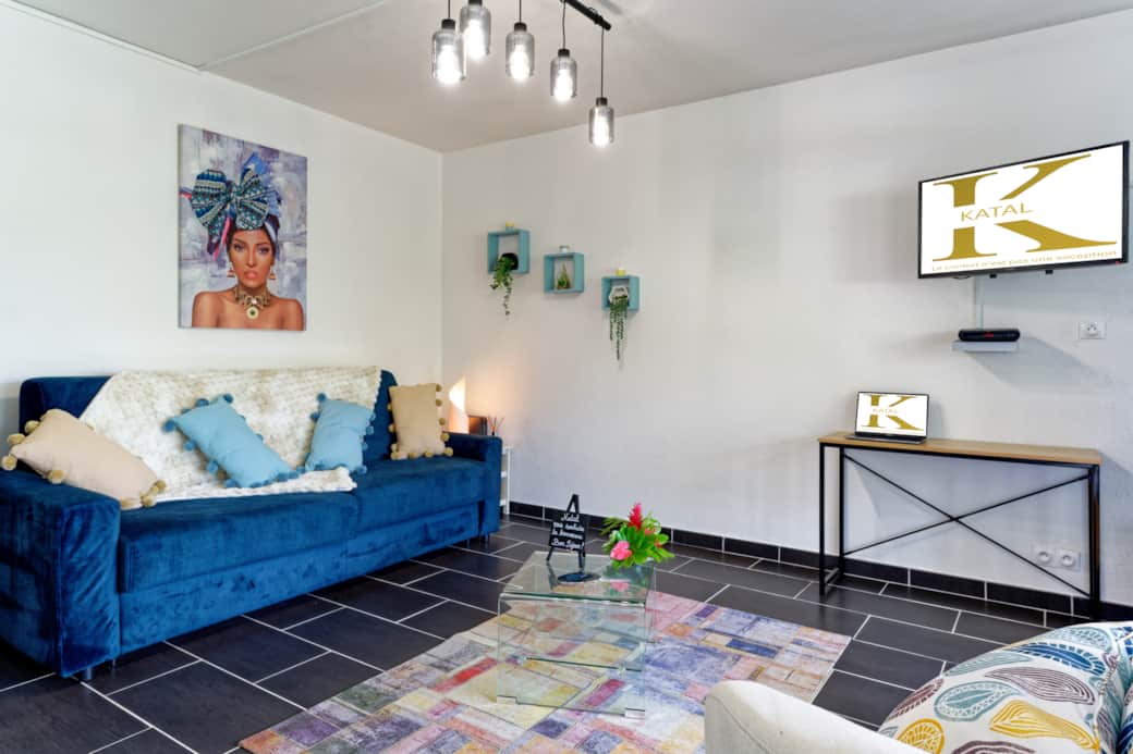 Profitez d'un salon chaleureux pour vos après-midi détente ou soirées Netflix