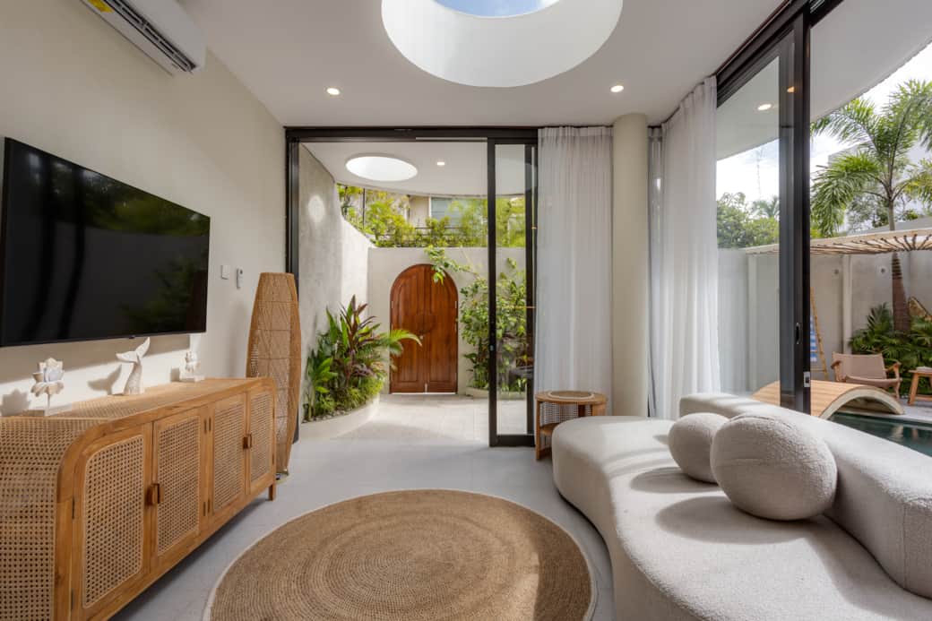 Air-conditioned Living Room