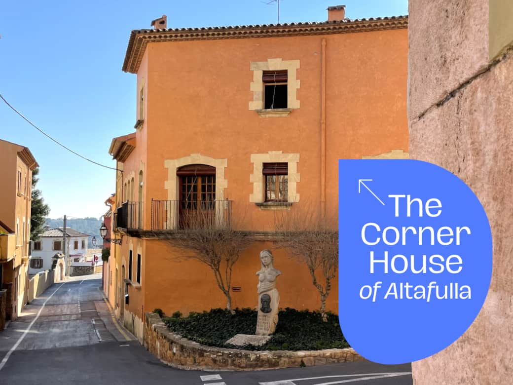 Corner House Outside