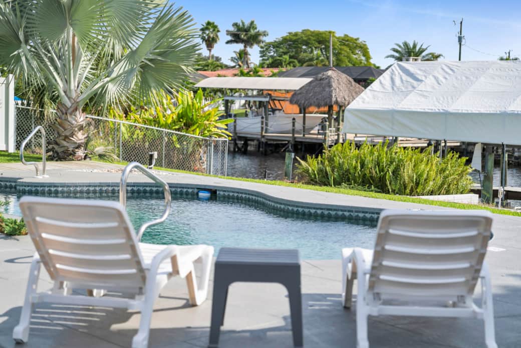 Private Pool with Canal View