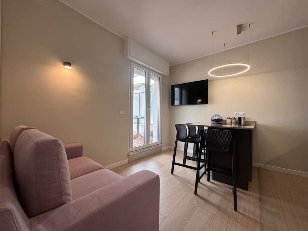 Il Niro Kitchen and Livingroom 2
