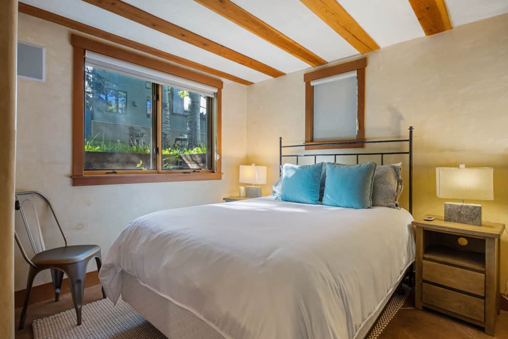 001 TellurideLodge 404