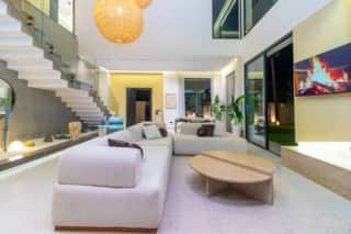 Villa luxe Élégante, Piscine chauffée privée, Jeux — photo 23