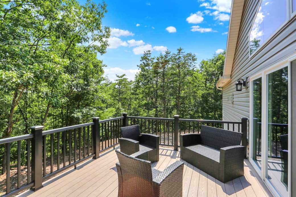 *Deck Area*!