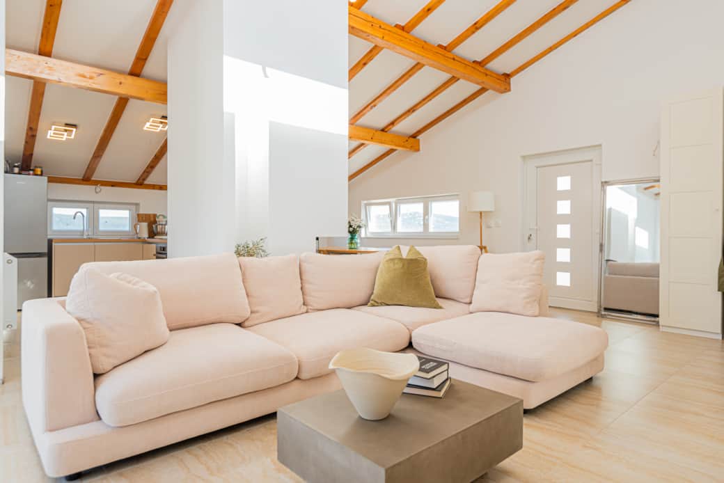 Dazlina Resort Penthouse_Living Room
